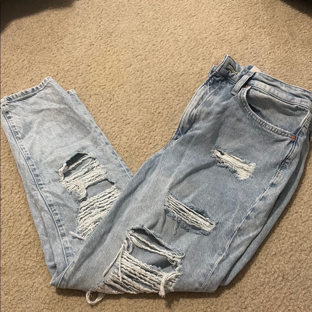 H&M Distressed Light Blue Mom Jeans